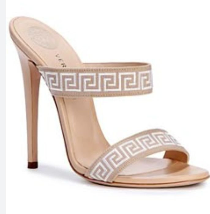 Женские Versace Туфли Бежевые 36