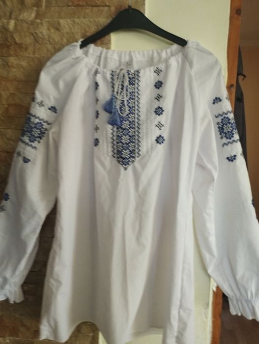 Women Embroidered Shirt White 40