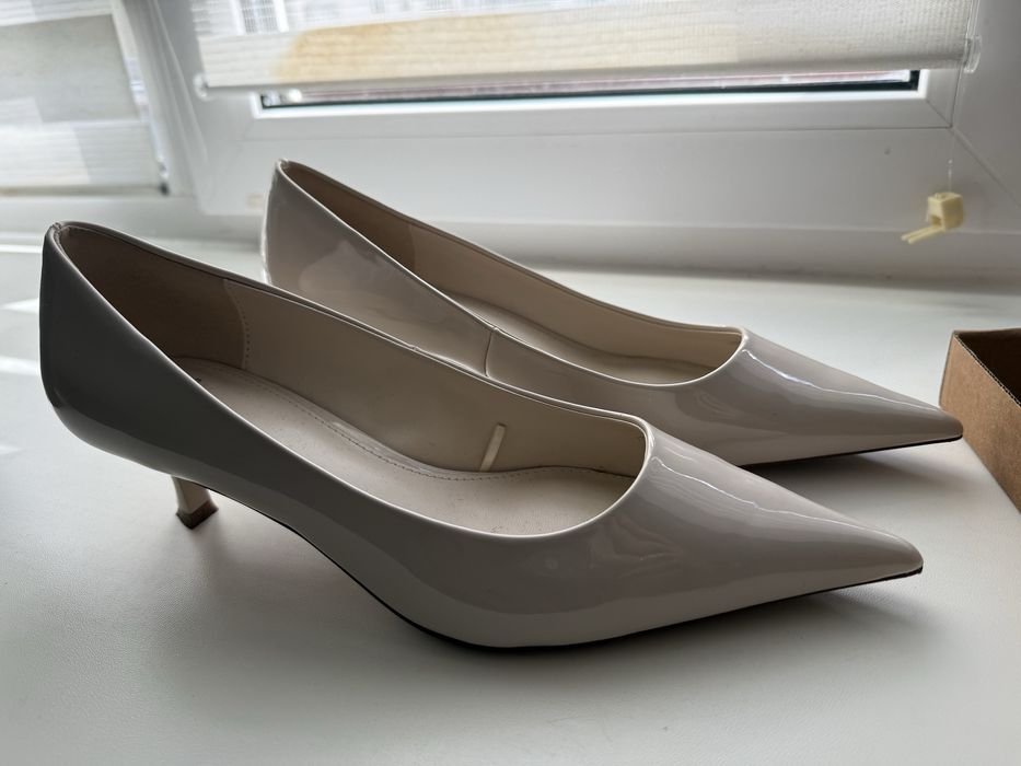 Damen Absatzschuhe Beige Kunstleder 39