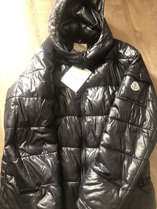 Мужской Moncler Пуховик Чёрный 38