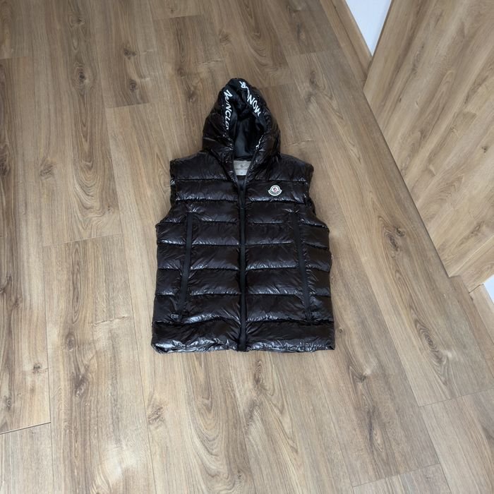 Мужской Moncler Жилетка Чёрный 40