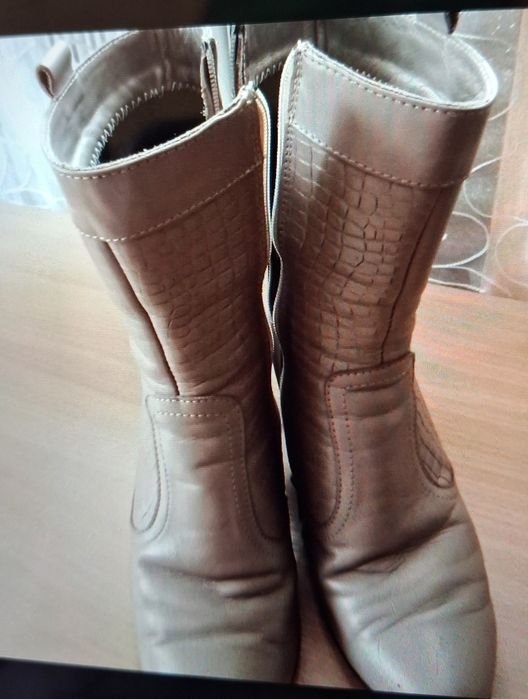 Women Boots Beige Leather 37