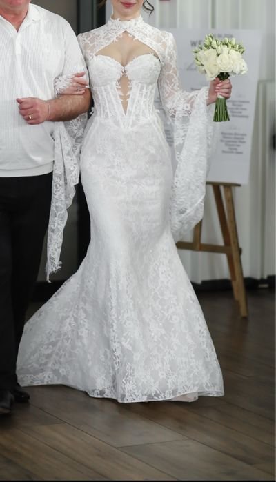 Women Wedding Dress White Lace 36 / S / 44