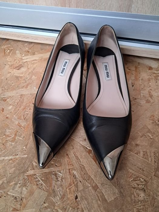 Женские Miu Miu Туфли Чёрные 38