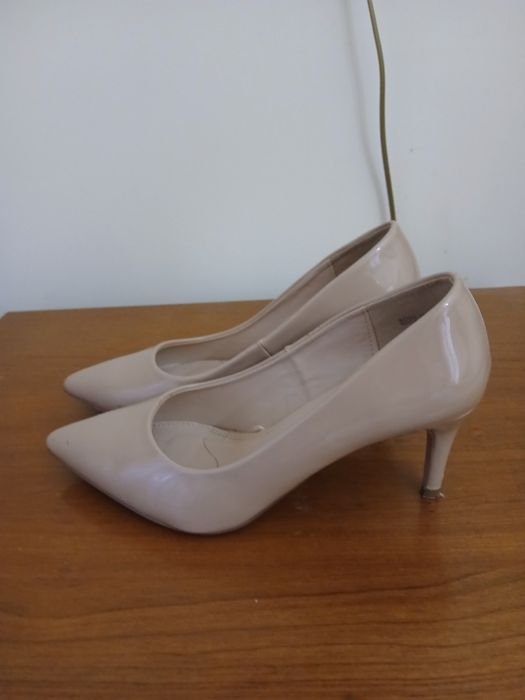 Women Heels Beige Leather 37