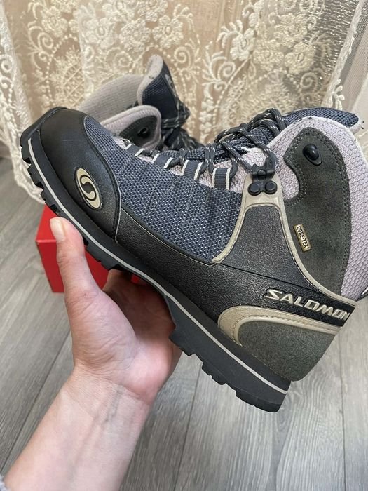 Men Salomon Boots 44