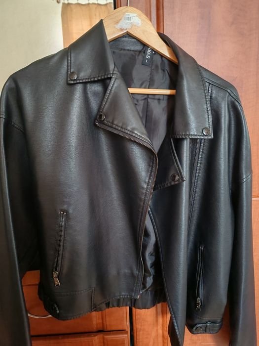 Damen Schwarze Bikerjacke Eco-Leder 40