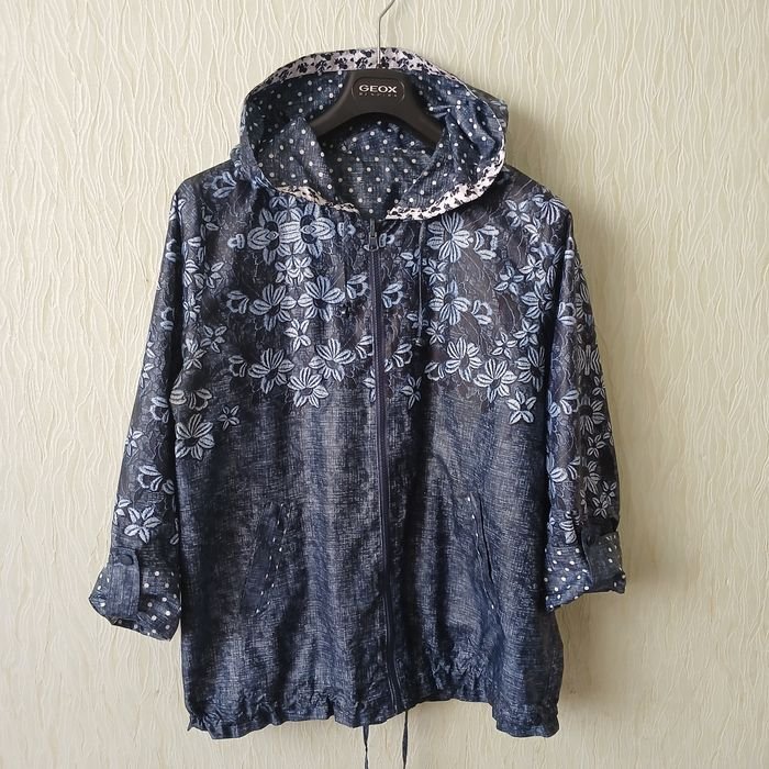 Women Italian Design Reversible Windbreaker Navy