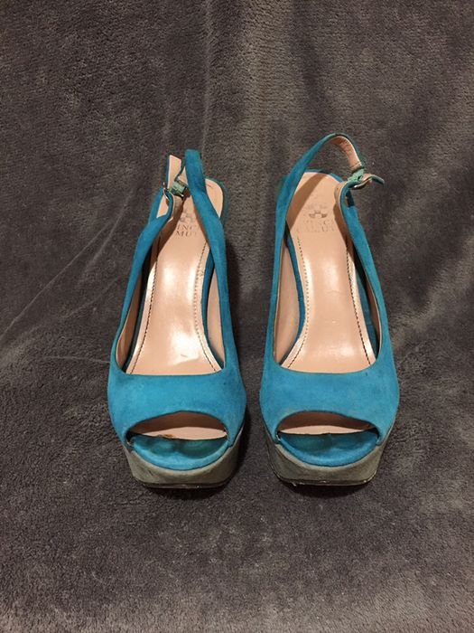 Женские Vince Camuto Босоножки 38