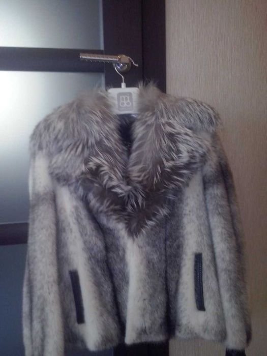 Femme Mido Manteau en Fourrure Renard Noir Python