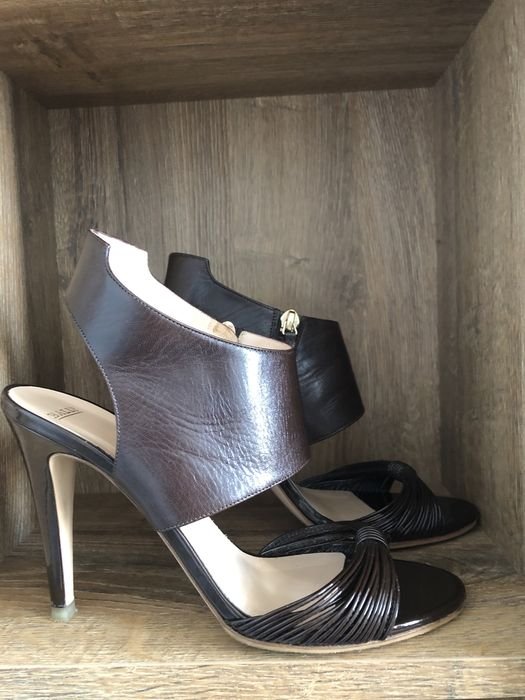 Женские Bally Босоножки Коричневый