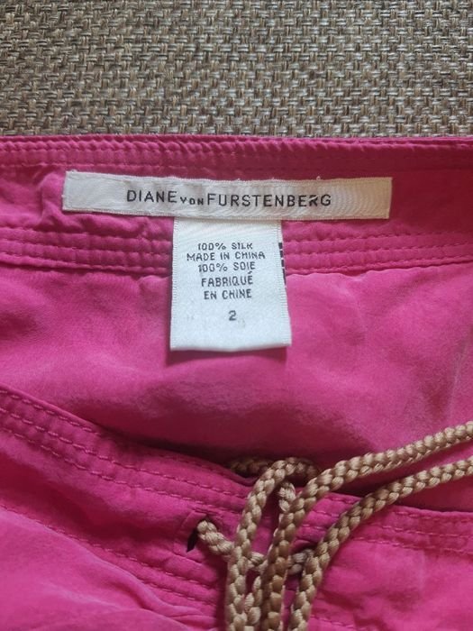 Женский Diane Von Furstenberg Платье Шелк 36