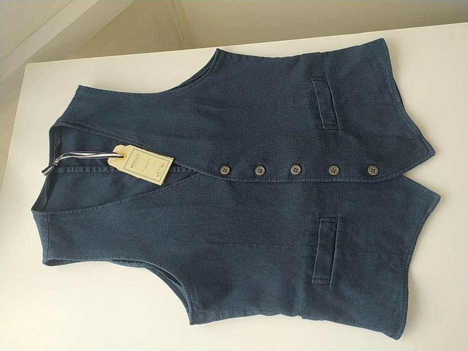 Пиджаки и костюмы