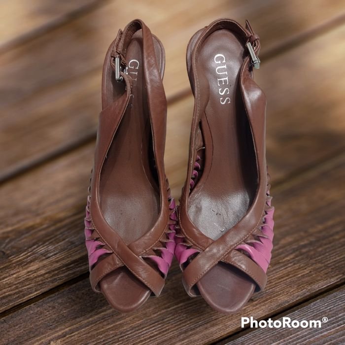 Женские Guess Босоножки Натуральная кожа 36