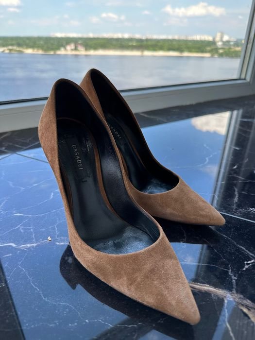 Женские CASADEI Туфли Коричневый Замша 36