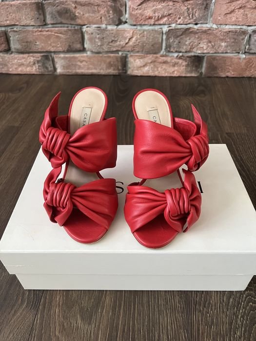Женские Casadei Босоножки Красные Кожа 35