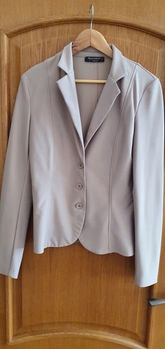 Женский Rinascimento Жакет Бежевый Стрейч 40