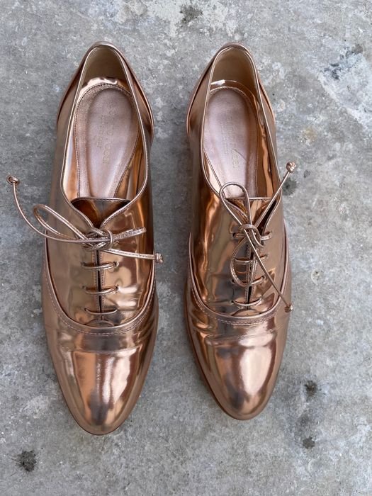 Женские Sergio Rossi Туфли Золотые Кожа 39