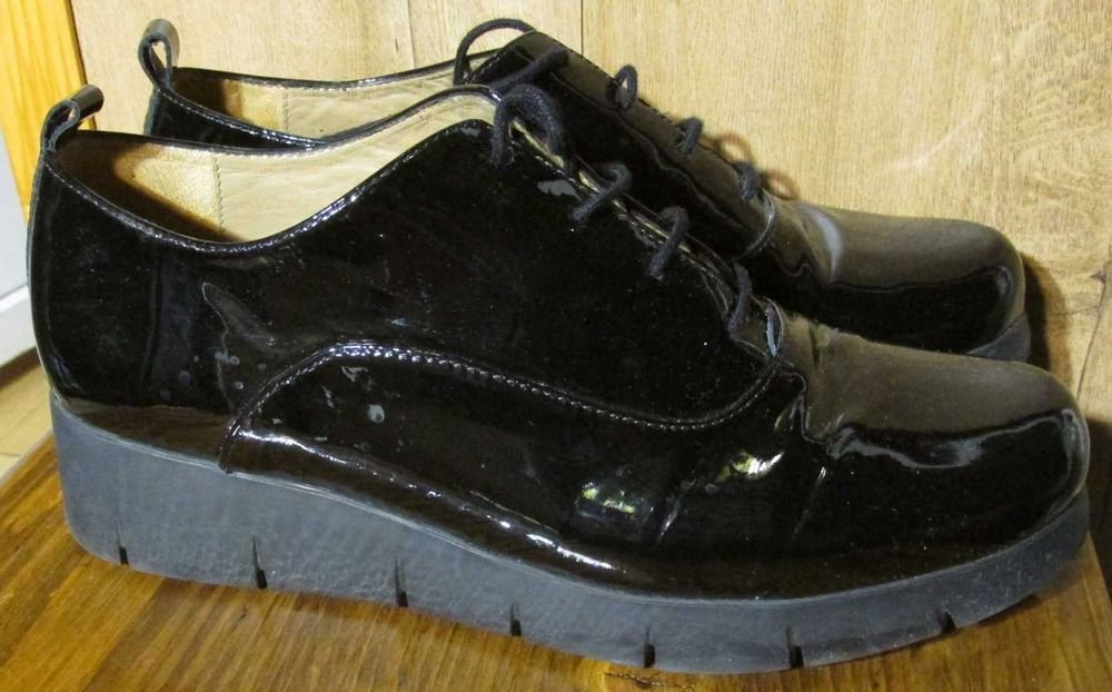 Damen UNISA Slipper Schwarz Leder 39