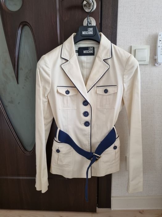 Women Love Moschino Blazer Cream 42