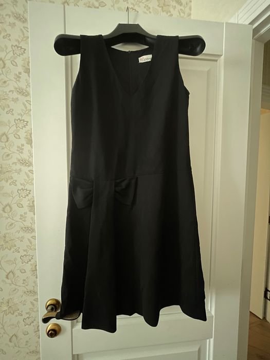 Женское Red Valentino Платье Чёрное 36