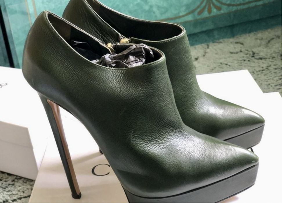 Женские Casadei Ботинки Чёрные Кожа 37