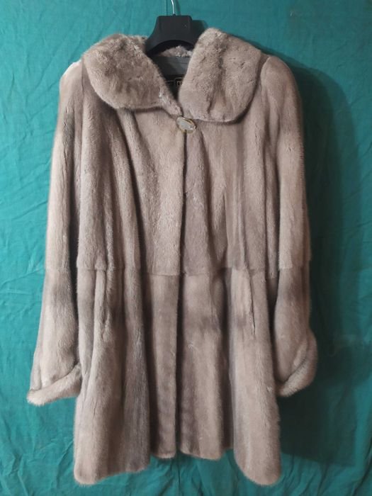 Femme Mido International Manteau En Vison Beige 40