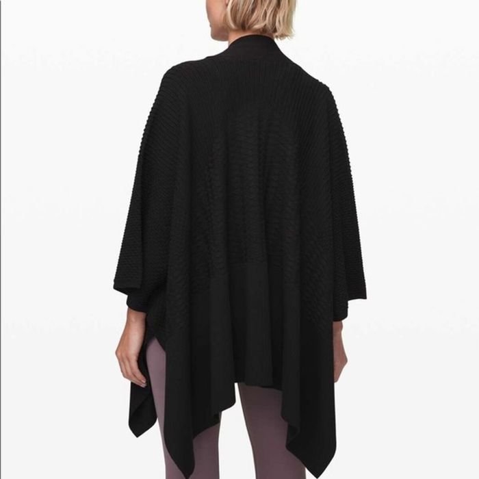 Women Lululemon Sweater Black One size