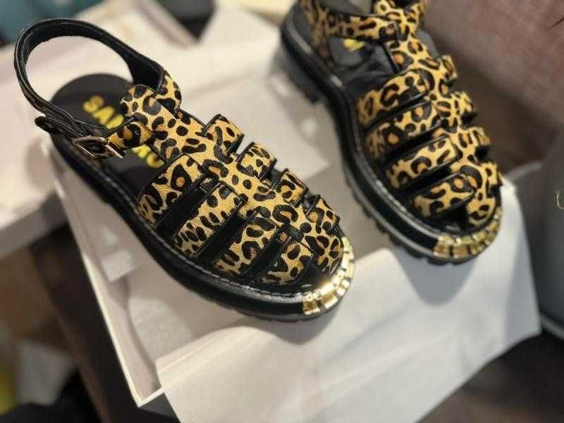 Женские Sandro Босоножки 37