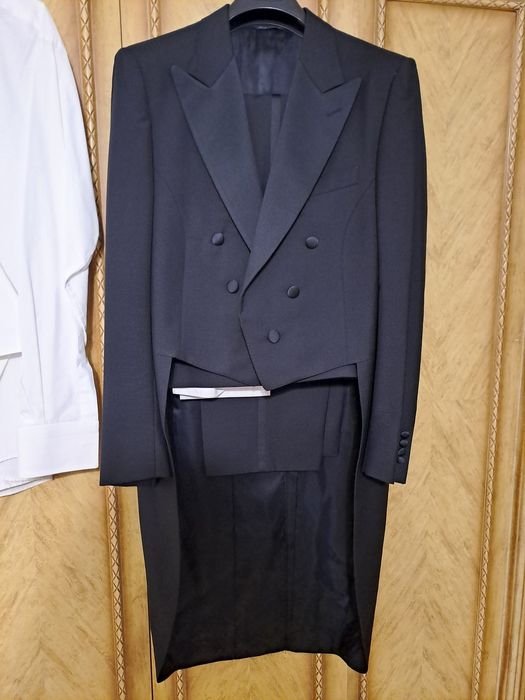 Мужской Canali Смокинг Чёрный 44