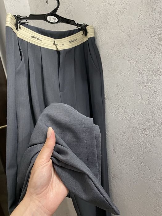 Donna Miu Miu Pantaloni Grigi 40