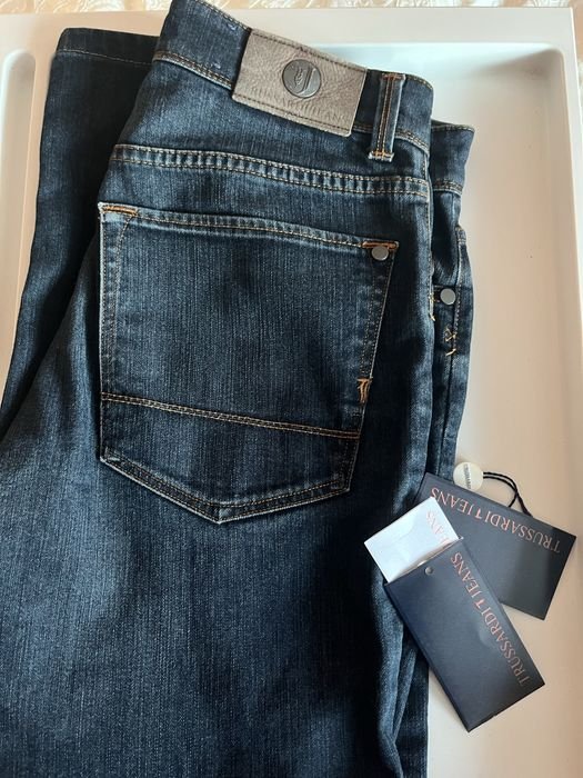 Мужской Trussardi Джинсы Тёмно-синий Деним 30