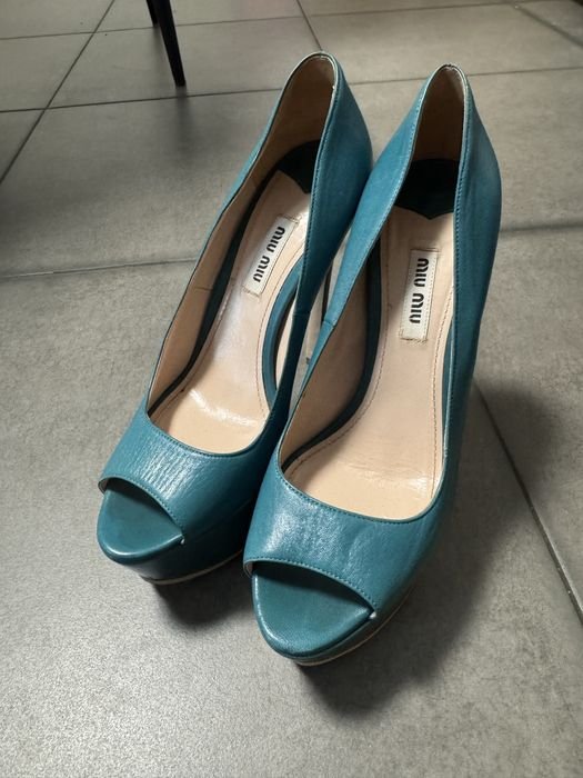 Женские Miu Miu Босоножки Тёмно-синие Кожа 38