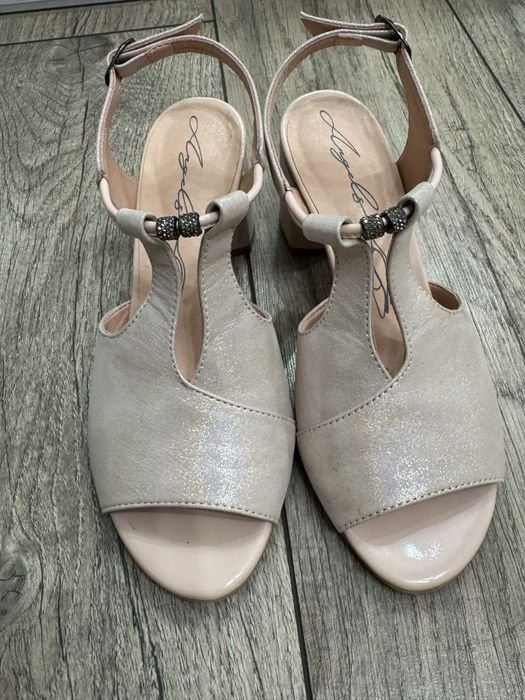 Женские Baldinini Босоножки Розовые 36