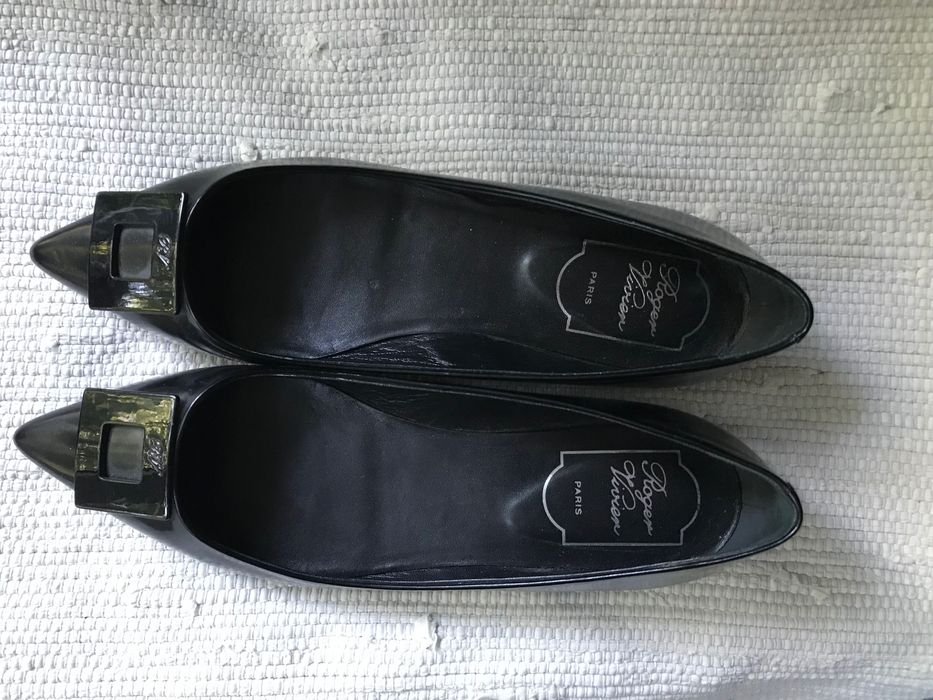 Женские Roger Vivier Туфли Чёрные 37