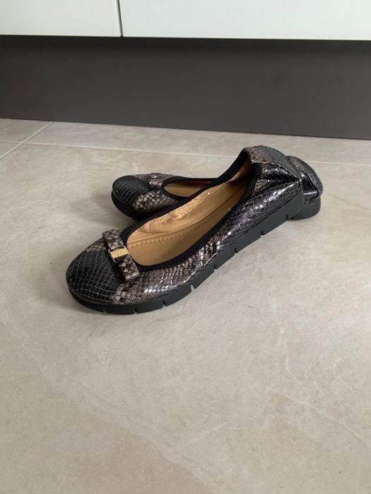 Женские Salvatore Ferragamo Туфли Кожаные 36