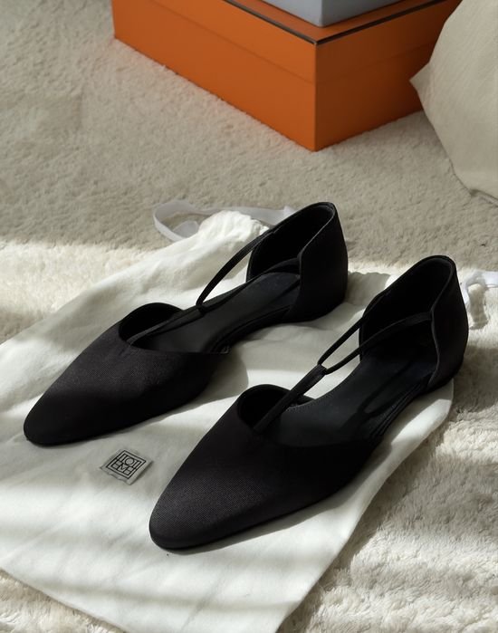 Женские Toteme Мюли Чёрные 38