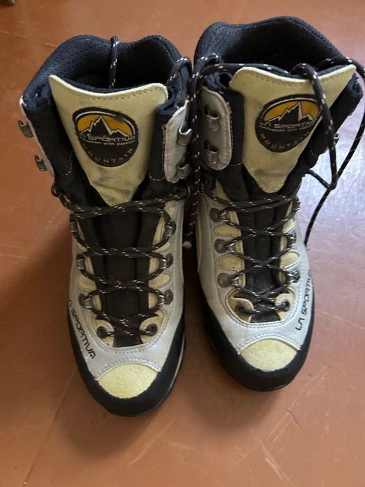 Мужские La Sportiva Ботинки Чёрные Кожа 38