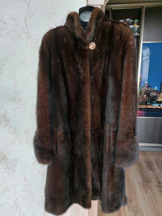 Женская Mido-International Шуба Коричневая 38