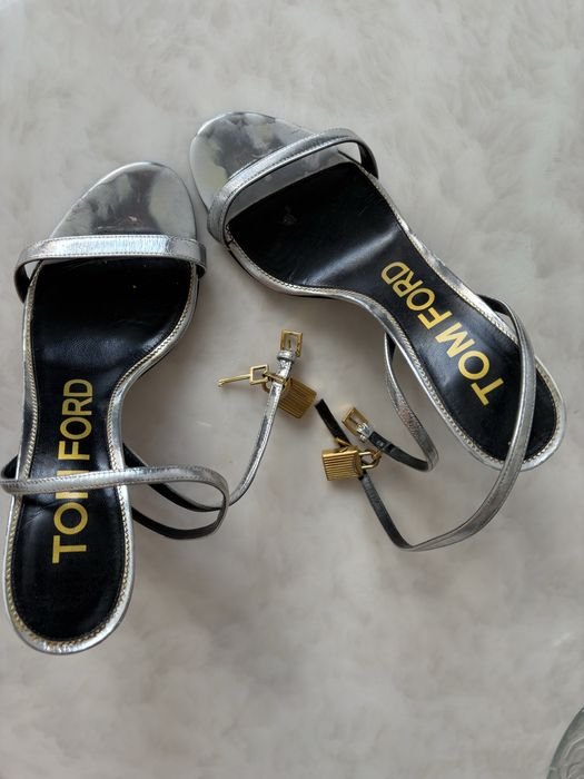 Женские Tom Ford Босоножки Серый Кожа 39.5