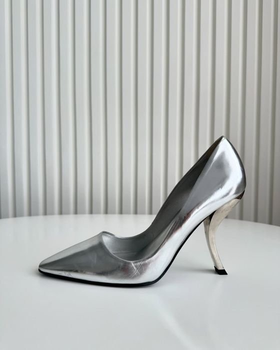 Женские Roger Vivier Туфли Серебряные Кожа 37.5