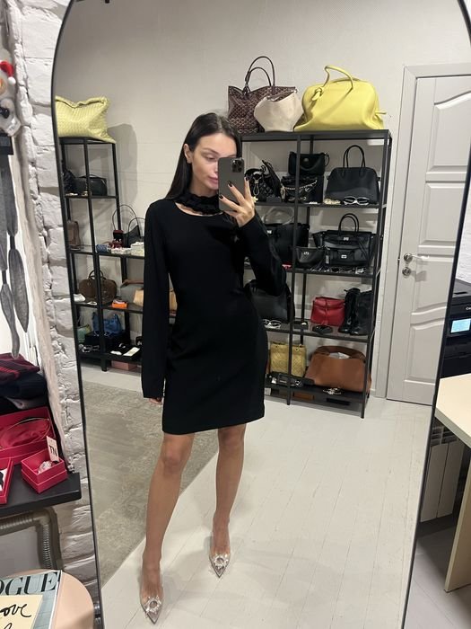 Женская Diane von Furstenberg Платье Чёрное 36