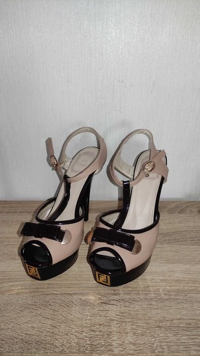 Femme Fendi Talons Multicolore 38