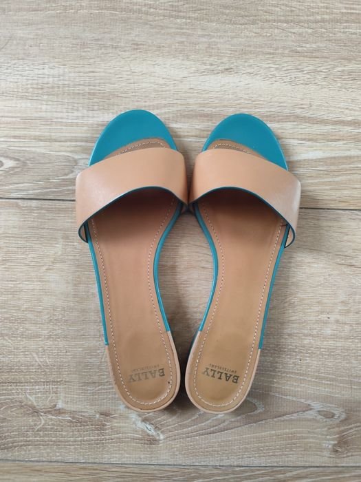 Женские Bally Шльопанці 36