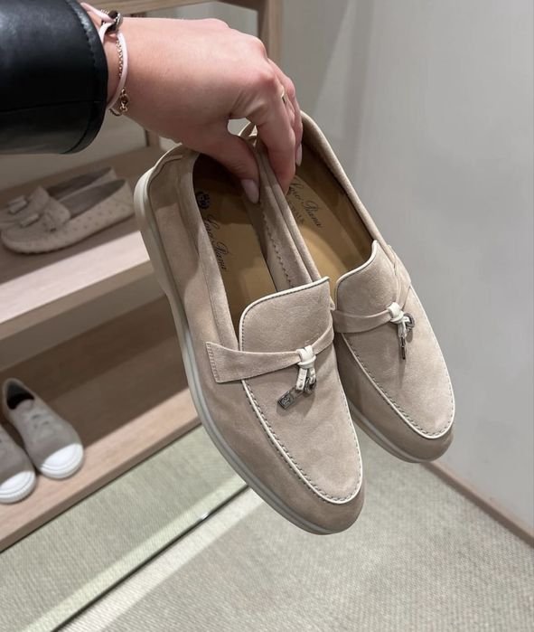 Женские Loro Piana Лоферы 38