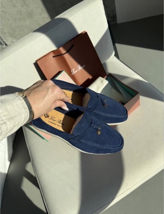 Женские Loro Piana Лоферы Синий Замша 37