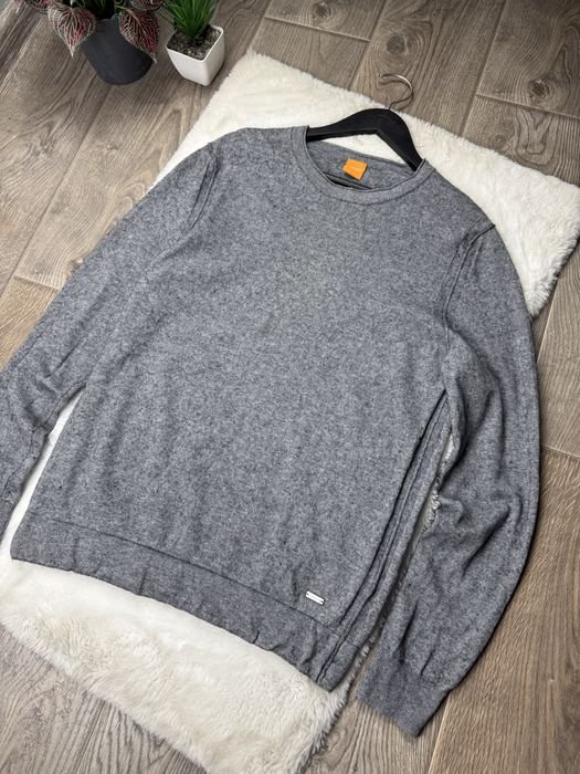 Мужской Hugo Boss Светр Серый Неизвестный L