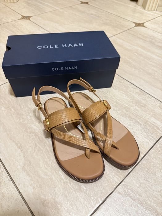 Женские Cole Haan Босоножки 37