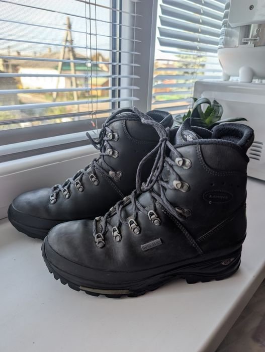Men LOWA Boots Black Leather 40