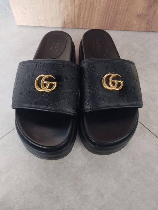 Женская Guess Куртка Другой